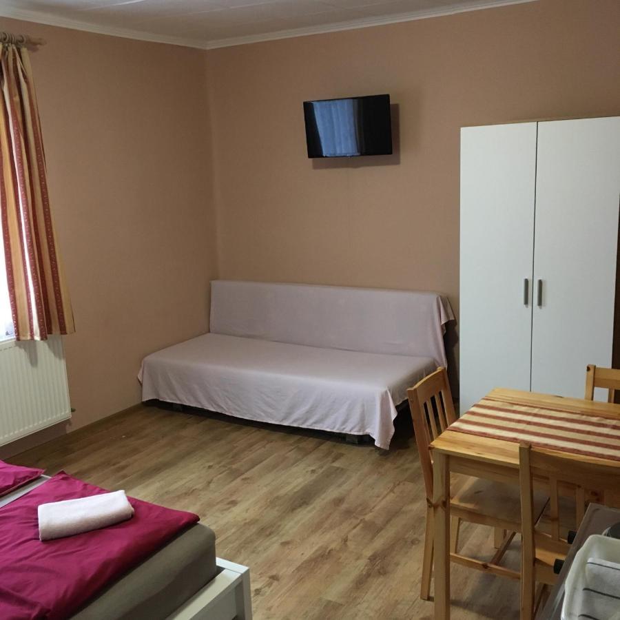 Liliom Vendégház Bakonybél Esterno foto