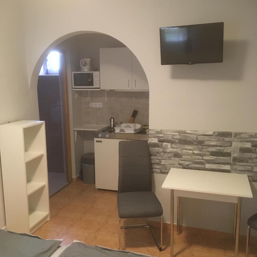 Liliom Vendégház Bakonybél Esterno foto