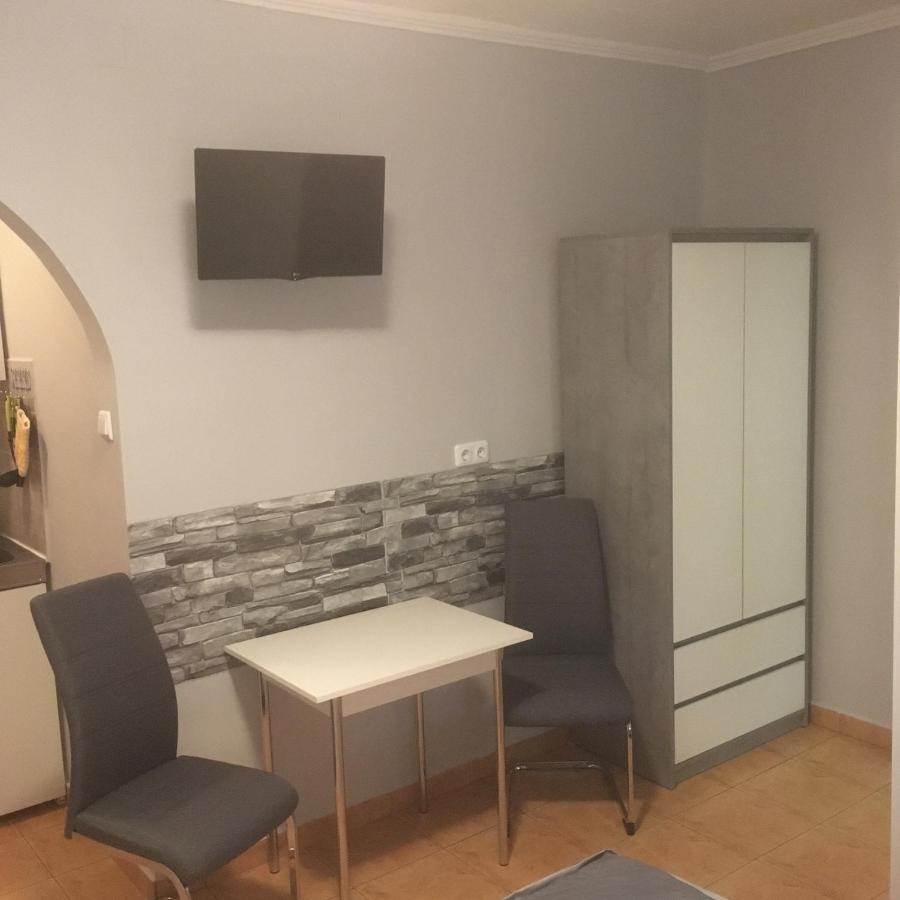 Liliom Vendégház Bakonybél Esterno foto