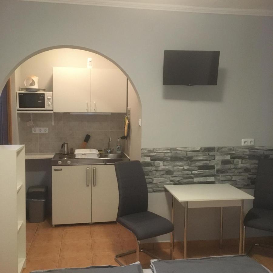 Liliom Vendégház Bakonybél Esterno foto