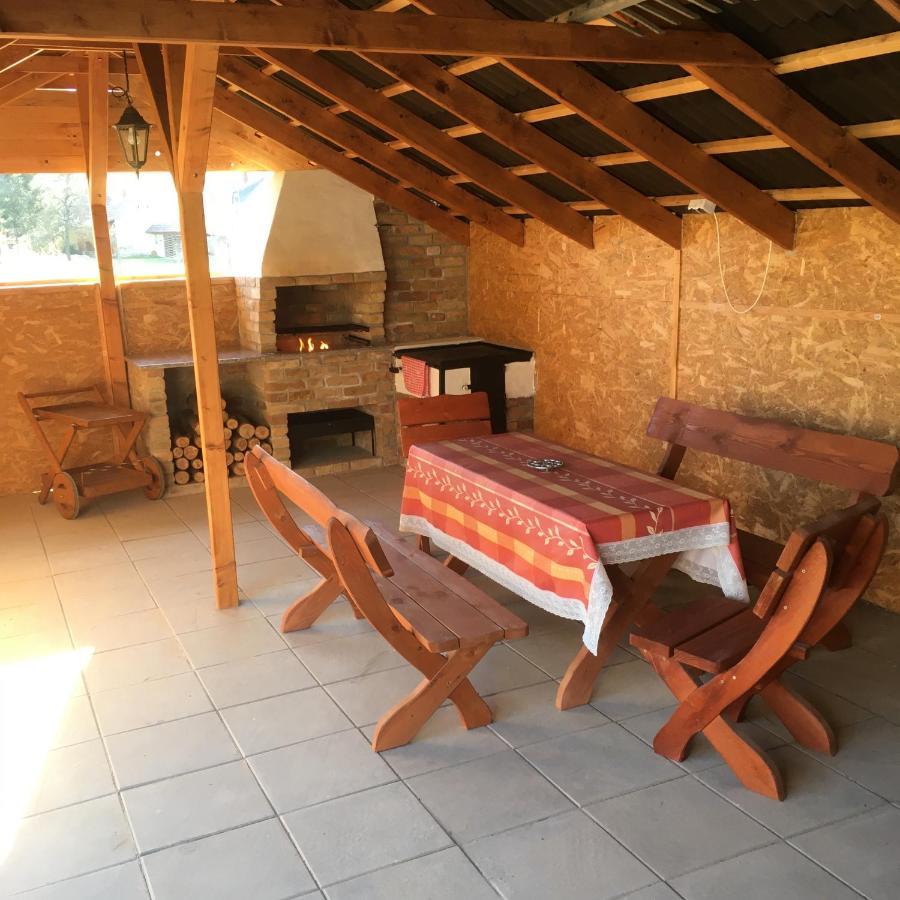 Liliom Vendégház Bakonybél Esterno foto